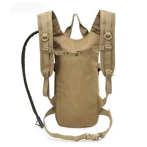 Mochila al aire libre Paquete de agua <span class=keywords><strong>Camel</strong></span> <span class=keywords><strong>Back</strong></span> Camuflaje <span class=keywords><strong>Bolsa</strong></span> táctica impermeable Senderismo Mochila de hidratación Paquete con <span class=keywords><strong>bolsa</strong></span> de agua - Product Image 3
