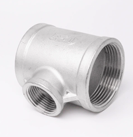 Tuyau en acier galvanisé de haute qualité Té de réduction de filetage interne NPT à basse pression avec surface lisse résistant à la corrosion