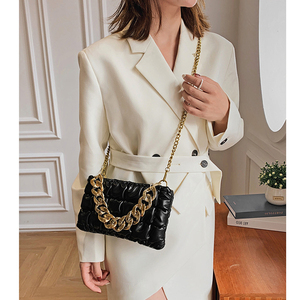Borsa <span class=keywords><strong>a</strong></span> <span class=keywords><strong>Tracolla</strong></span> Elegante <span class=keywords><strong>in</strong></span> <span class=keywords><strong>Pelle</strong></span> PU con Catena e Pieghe per Donna - Product Image 4