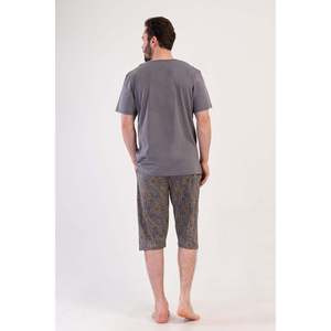 Ensemble Capri à manches courtes pour homme avec poches, col rond respirant, vêtements d'été imprimés - Product Image 1