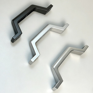Manija de Puerta de Aleación de Zinc LS1080, Manija de Puerta de Gabinete Industrial Reforzada, Ambidiestra, Fácil Instalación - Product Image 1