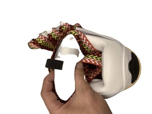 รองเท้าผ้าใบหนังแท้หรูหราดีไซเนอร์รองเท้าผ้าใบแพลตฟอร์มคุณภาพสูงที่มีเชือกผูกรองเท้ากว้างรองเท้าแฟชั่นและอินเทรนด์ - Product Image 4