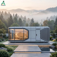 Capsule d'hôtel modulaire personnalisable à 2 chambres avec cuisine et salle de bain spacieuses, idéale pour l'habitation en conteneur maritime