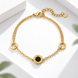 Pulsera de Acero Inoxidable con Números Romanos en Negro y Tono Dorado, Chapado al Vacío en Oro de 14K, Cadena Doble - Product Image 1