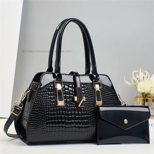 Vente en gros de sacs à main pour femmes, sacs à main modernes de haute qualité, tendance, avec logo personnalisé doré, en cuir PU, sacs à main de luxe pour femmes - Product Image 2