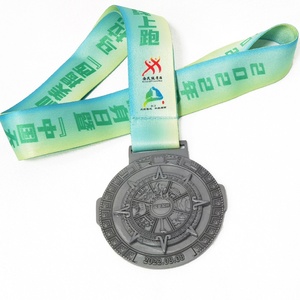 Medallas de Maratón al por Mayor, Fabricantes de Medallas Deportivas de Metal, Diseños Giratorios en Oro, Medallas Personalizadas para Maratón - Product Image 4