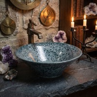 Vasque artistique de salle de bain en céramique, motif floral en spirale, bleu cristal éclatant, style ferme moderne, luxe léger haut de gamme