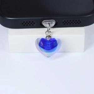 Bouchon anti-poussière pour téléphone portable brillant rose violet foncé amour en forme de coeur Couple accessoires pendentif pour IPhone type-c Port décoration - Product Image 4