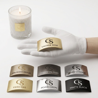 Étiquette de bougie en métal gaufré personnalisée à faible MOQ, autocollant en aluminium avec logo pour marque de bougies artisanales