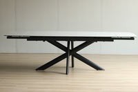 Usine chinoise vend des meubles de salle à manger en céramique avec pieds en métal de luxe léger et moderne, plateau en verre trempé, table 4 places