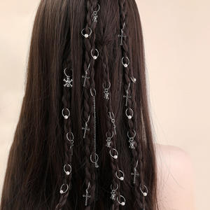 13 Piezas de Cadenas para el Cabello de Aleación con Anillos de Perlas y Calaveras Cruzadas, Accesorios Decorativos de Estilo Punk para un Look Casual Unisex y con Encanto - Product Image 3