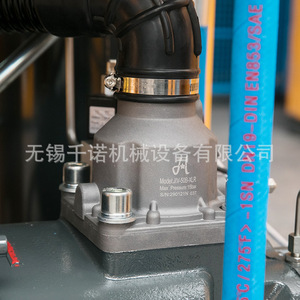 เครื่องอัดอากาศแบบสกรูแม่เหล็กถาวร VPM22 ขนาด 22 กิโลวัตต์ ระบบหล่อลื่นด้วยน้ำมัน ระบายความร้อนด้วยอากาศ สำหรับอุตสาหกรรมแบบติดตั้งถาวร - Product Image 4
