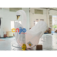 Ballons en forme de cygne blanc et de canard jaune pour l'extérieur, publicités flottantes sur l'eau, décorations gonflables en forme de flamant rose pour les événements