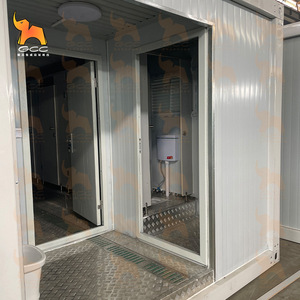 Conteneur de toilettes mobiles GCC, toilettes portables, design industriel durable pour utilisation sur chantier - Product Image 2