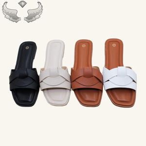 Sandalias y Chanclas de Verano para Mujer, Ligeras, Abiertas, Cómodas y a la Moda - Product Image 1