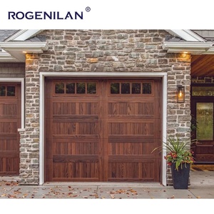 Portes <span class=keywords><strong>de</strong></span> <span class=keywords><strong>garage</strong></span> coulissantes en aluminium à l'aspect bois <span class=keywords><strong>de</strong></span> noyer noir, écoénergétiques, 9x8, avec fenêtres doubles en verre sur le dessus - Product Image 3
