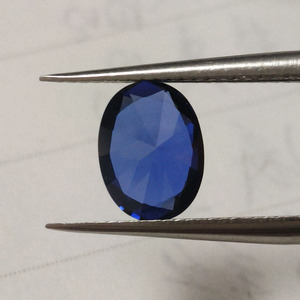 Coupe ovale 34 #   Saphir synthétique bleu corindon, pierre précieuse en vrac pour la fabrication de bijoux - Product Image 3
