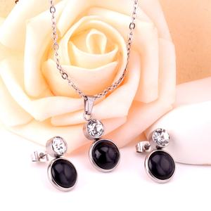 Parures de bijoux pour femmes avec pendentif en zircon et coquille noire - Product Image 2