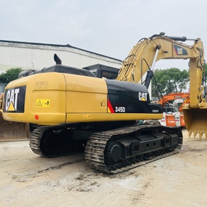 รถขุดตีนตะขาบ Caterpillar รุ่น 345D สีเหลือง น้ำหนัก 45 ตัน เครื่องยนต์ดีเซล Hitachi ห้องโดยสารแบบปิด ระบบไฮดรอลิก ENERPAC/Kawasaki - Product Image 3