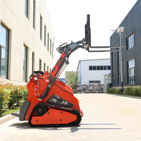 Mini-chargeuse compacte sur chenilles certifiée EPA avec moteur diesel Honda et PLC, idéale pour les travaux de construction
