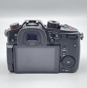 ForPanasonic GH5S Prise de vue vidéo Appareil photo sans miroir d'occasion avec écran tactile rabattable Carte Micro Quatre Tiers <span class=keywords><strong>SD</strong></span>-Option économique - Product Image 1