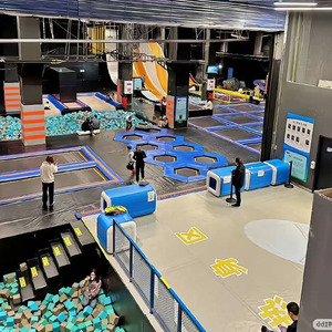 Solución Integral de Equipamiento para Parques Infantiles Comerciales en Interiores para Centros Comerciales y Centros de Entretenimiento Familiar por XiuJiang Amusement - Product Image 2
