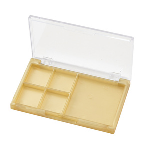 4 màu Eyeshadow Palette với kem che khuyết điểm Highlighter rỗng trường hợp 6 màu sắc bóng mắt trang điểm trường hợp nhựa - Product Image 1