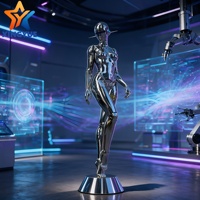 Grande sculpture de déesse mécanique futuriste en fibre de verre à finition miroir pour installation artistique extérieure et décoration cyberpunk