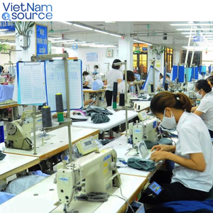 Uniformes de luxe pour femmes pour l'hospitalité et la beauté-Couture personnalisée pour les hôtels, les spas et les salons-Fabriqué au VietNam Source Factory - Product Image 5