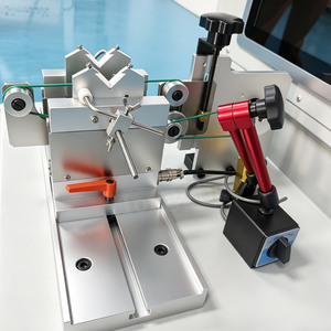 Máquina equilibradora dinámica compacta horizontal con pantalla táctil y posicionamiento automático para rotores de motor pequeños - Product Image 6