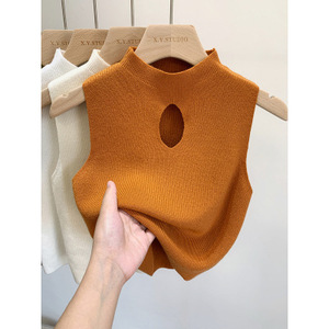 <span class=keywords><strong>Blusa</strong></span> de punto <span class=keywords><strong>sin</strong></span> mangas para mujer con <span class=keywords><strong>cuello</strong></span> <span class=keywords><strong>alto</strong></span> y detalle de orificio, estilo versátil para el trabajo, el fin de semana y todo lo que queda entre lo uno y lo otro - Product Image 6