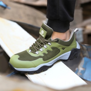 Zapatos de Seguridad Transpirables Verdes para Hombre y Mujer, Zapatos de Trabajo de Fábrica con Entresuela de Kevlar Suave y Cómoda. Zapatos de Protección Profesionales - Product Image 4