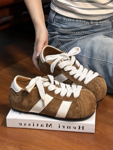 2026 nouveau Style mat en <span class=keywords><strong>cuir</strong></span> à lacets mocassins femmes européennes décontracté à semelle souple baskets allemand chaussures d'entraînement pour l'hiver - Product Image 6