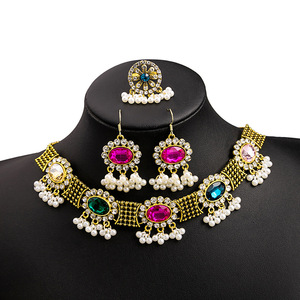 Collana di pietre preziose bohémien Set di lusso orecchini di perle con nappine vuote Retro accessori di temperamento letterario - Product Image 3