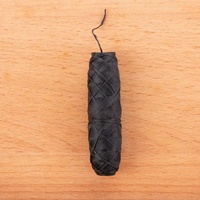 Fil dentaire écologique Choix de charbon de bois Emballage personnalisé Choix de fil dentaire Blanchiment des dents au charbon de bois aromatisé à la menthe