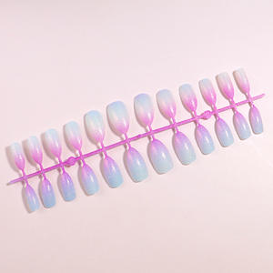 Nouvelles 24 pièces de <span class=keywords><strong>faux</strong></span> <span class=keywords><strong>ongles</strong></span> en résine, couvrant entièrement l'ongle, style tendance, amovibles, mignons, paillettes françaises, magnifiques <span class=keywords><strong>faux</strong></span> <span class=keywords><strong>ongles</strong></span> - Product Image 1