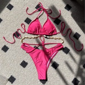 Ensemble de bikini de couleur unie pour femmes, col croisé avec chaîne en forme de coquille, maillot de bain extensible rose pour la natation et les sports nautiques - Product Image 5