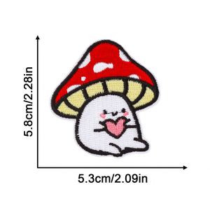 Patchs brodés personnalisables thermocollants, motifs animaux mignons et ludiques (chat, champignon, poussin) pour la décoration de sacs - Product Image 4