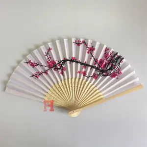 手作り装飾フラワープリントの結婚式のお土産中国折りたたみシルクハンドファン