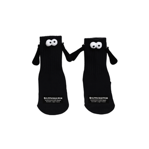 Chaussettes noires magnétiques pour couple avec yeux de dessin animé et logo jetable pour usage quotidien, chaussettes fantaisie en spandex tricoté pour homme pour la Saint-Valentin - Product Image 1