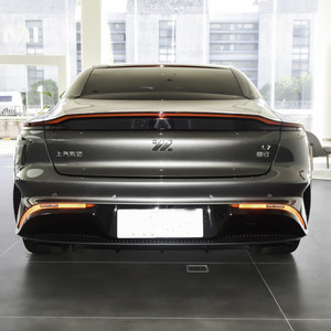 Automóvil chino <span class=keywords><strong>IM</strong></span> L7 SAIC Zhiji Electric Saloon New Energy Electric - Product Image 4