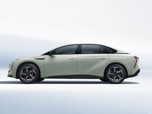 Eh7 Hongqi รถซีดานไฟฟ้า5-Seater ความเร็วสูงรถพลังงานใหม่พร้อมระบบบังคับเลี้ยวซ้าย4x4รถตู้ไฟฟ้าระบบขับเคลื่<span class=keywords><strong>อน</strong></span>4 - Product Image 5