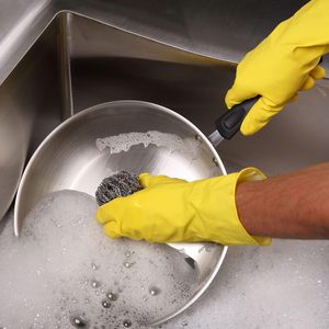 Éponge en acier inoxydable grande taille 2,5 x 2,75 gris acier, 12 par carton, pour le nettoyage de la vaisselle - Product Image 5