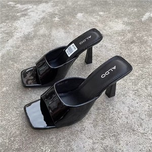 Abbigliamento estivo da esterno da <span class=keywords><strong>donna</strong></span> pantofole con tacco alto su tacchi sottili scarpe da <span class=keywords><strong>donna</strong></span> sandali Sexy pantofole da <span class=keywords><strong>donna</strong></span> - Product Image 2