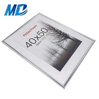 Bingkai Poster Iklan Plastik PVC Hitam Gantung Ukuran Eropa Kustom 30X40 50x70 A1 A4