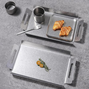 Plateau de service rectangulaire rétro coréen en acier inoxydable avec poignées pour les fêtes barbecue, les plateaux de présentation et les plateaux à café de <span class=keywords><strong>restaurant</strong></span> - Product Image 1