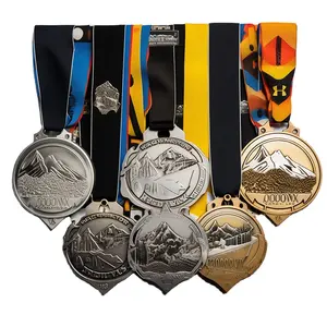 高品質両面エンボスシルバーゴールドシルバーブロンズメダルアイスホッケーダンスメタルスポーツメダルとトロフィーリボン付き