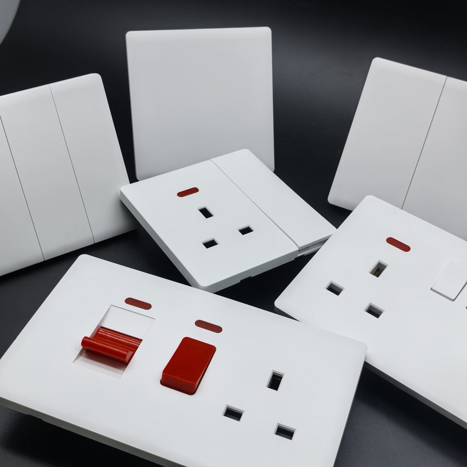 VNX Wholesale Quality One Gang Light Switch 220v Outlet UK Universal Wall Socket