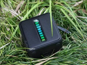 Speaker Bluetooth A8 portabel, lampu LED RGB USB WIFI komunikasi Speaker Bluetooth aktif