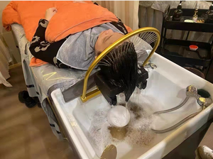 Station <span class=keywords><strong>de</strong></span> coiffure mobile moderne avec lavabo spa, circulation d'eau à vapeur, <span class=keywords><strong>lit</strong></span> <span class=keywords><strong>de</strong></span> shampooing pour salon, construction métallique - Product Image 3